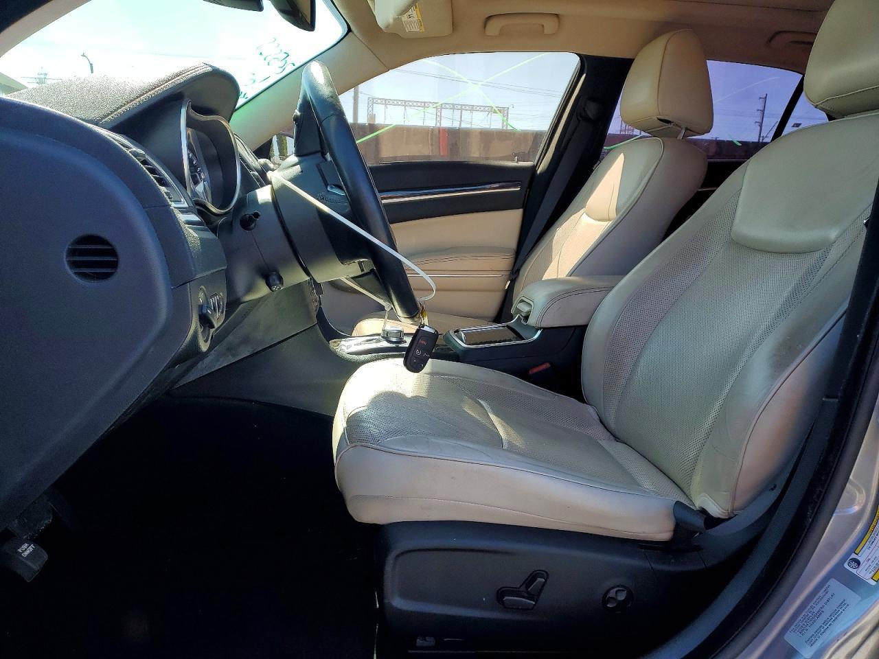 2015 CHRYSLER 300