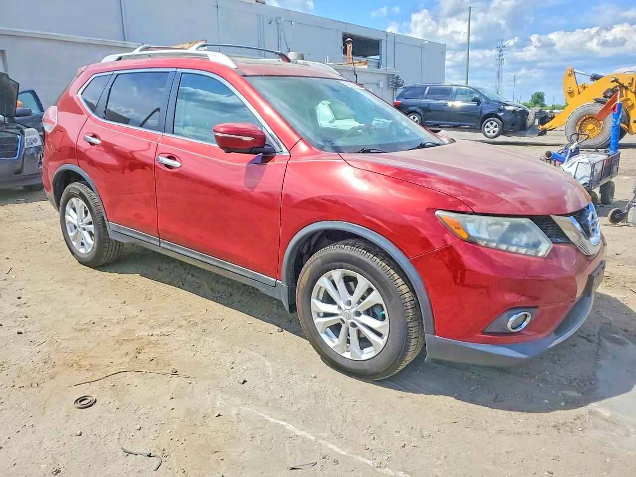 2015 NISSAN ROGUE