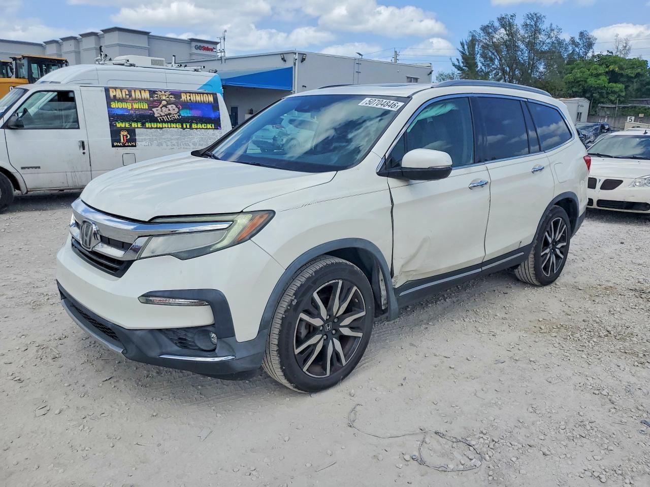 2019 HONDA PILOT