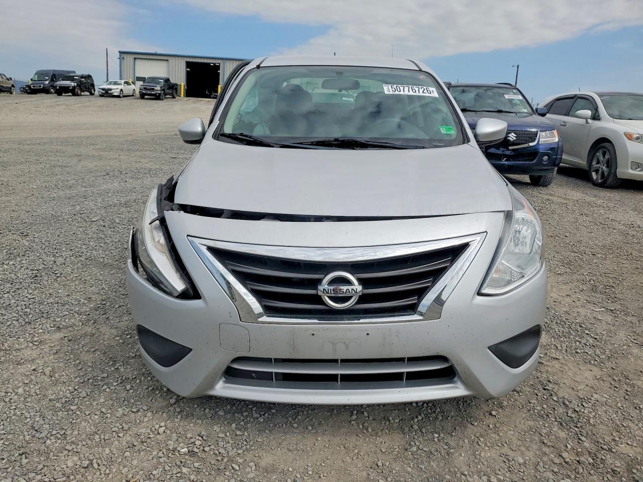 2016 NISSAN VERSA