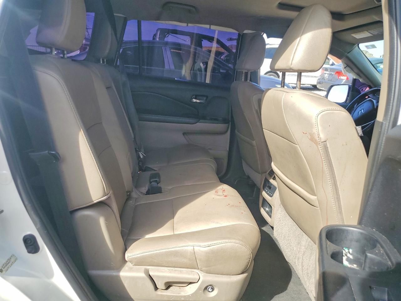 2016 HONDA PILOT