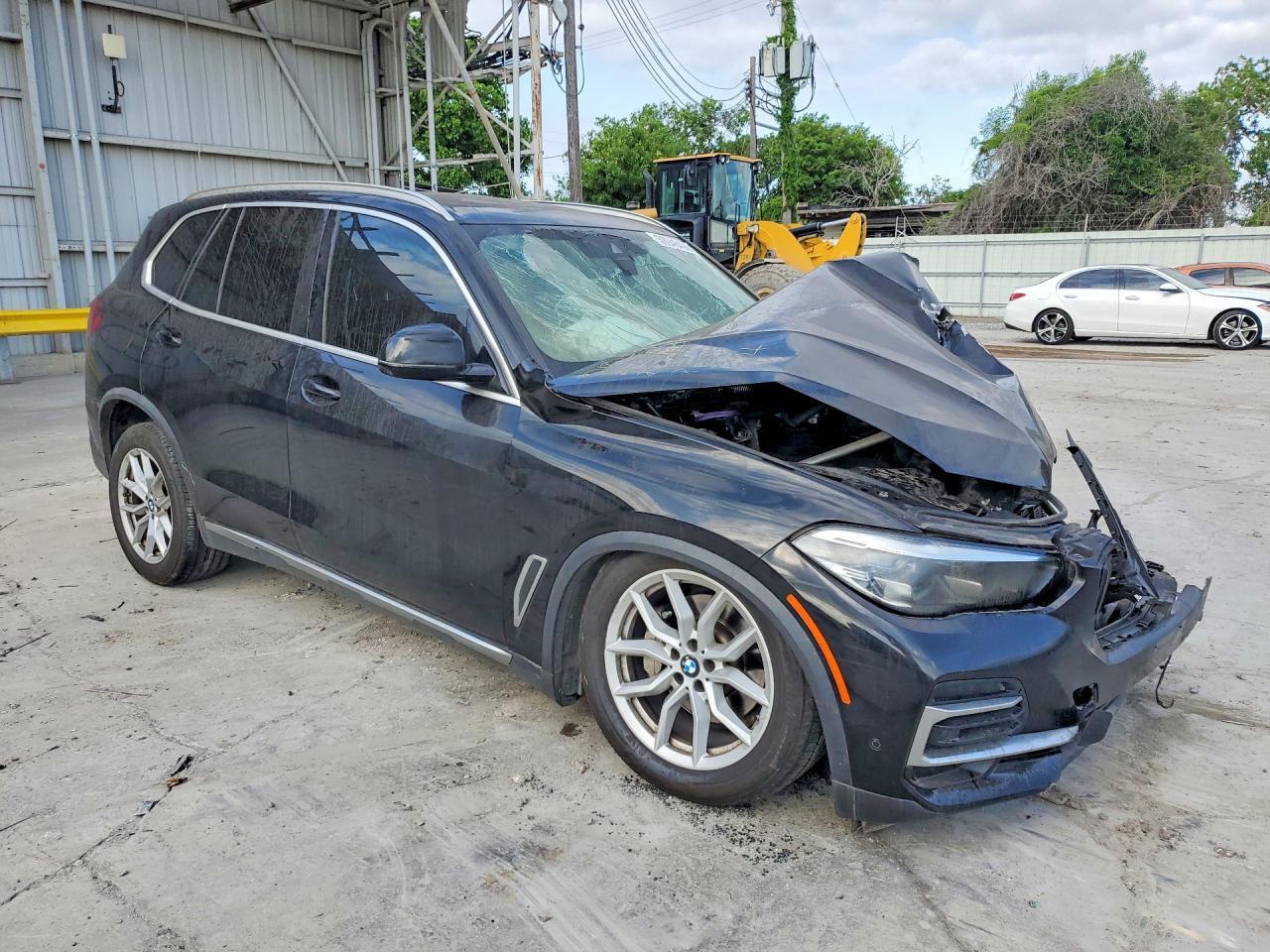 2023 BMW X5