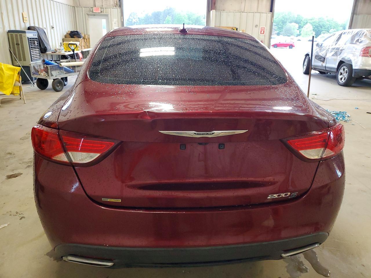 2016 CHRYSLER 200