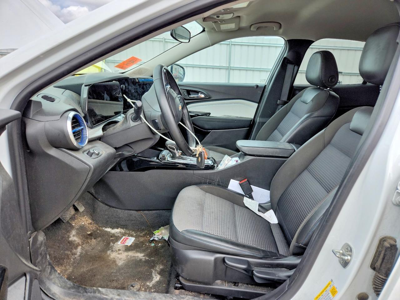 2025 CHEVROLET TRAX