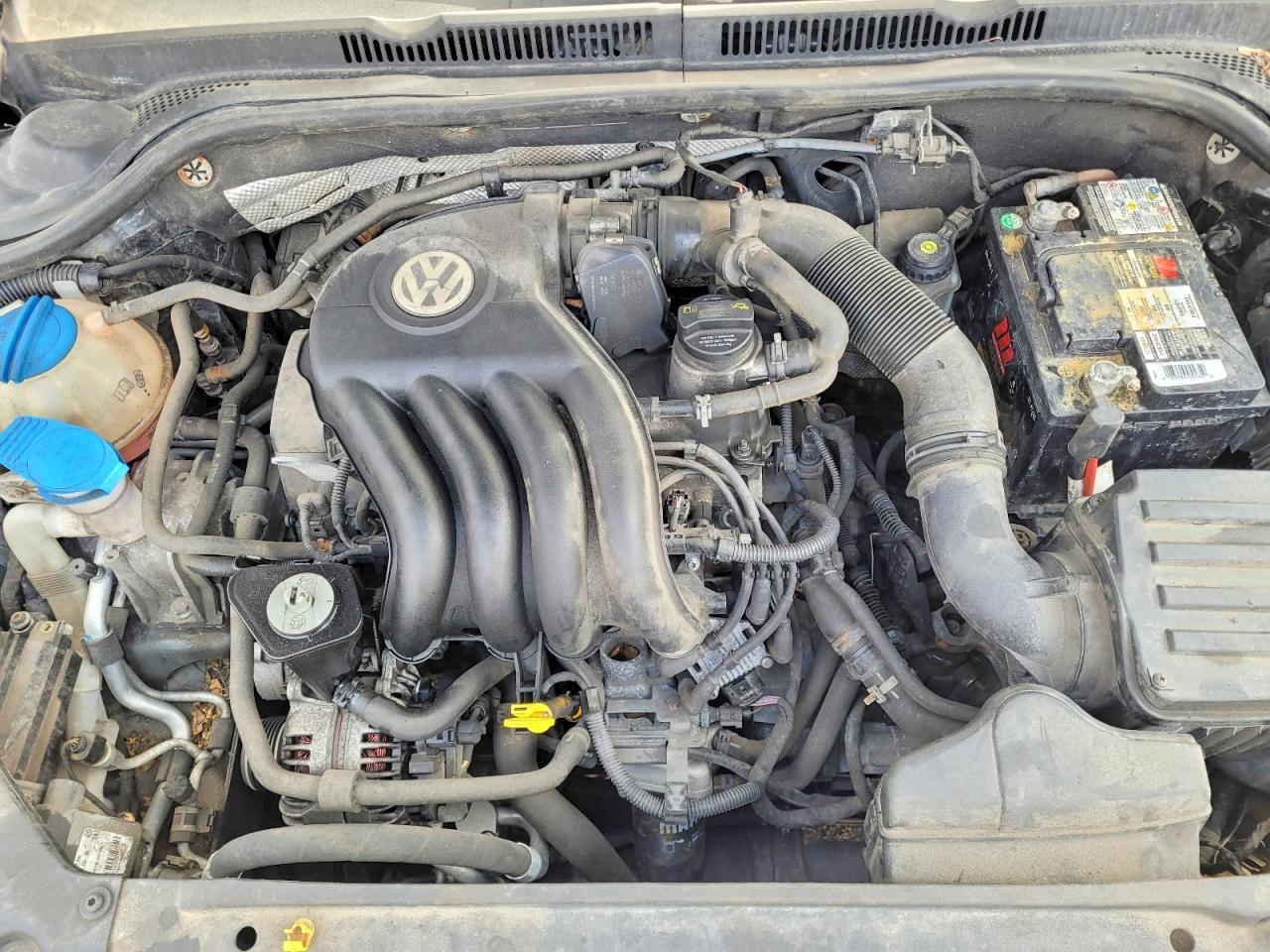 2015 VOLKSWAGEN JETTA