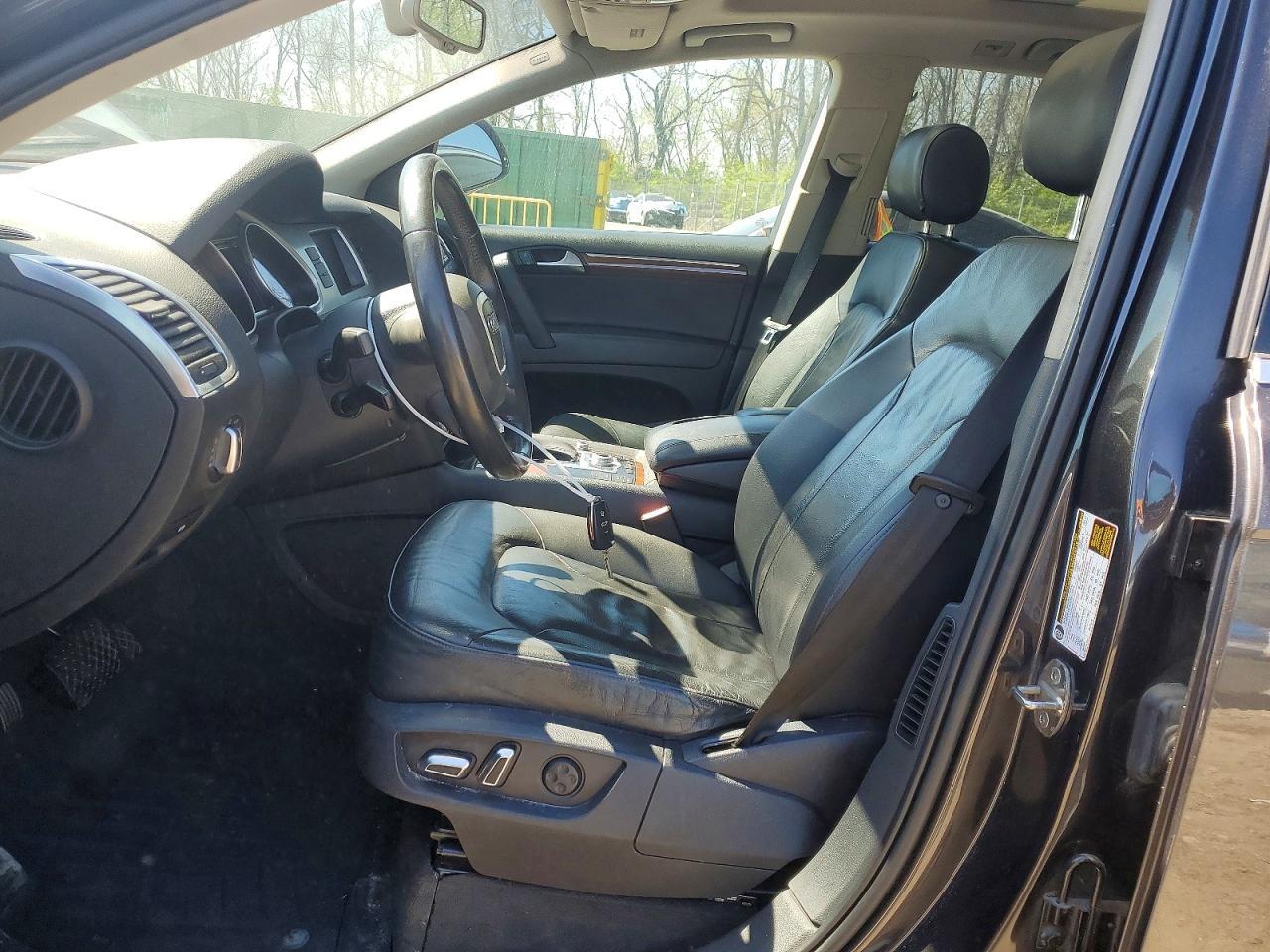 2011 AUDI Q7