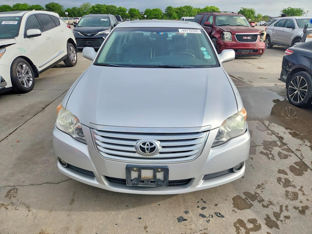 2010 TOYOTA Avalon