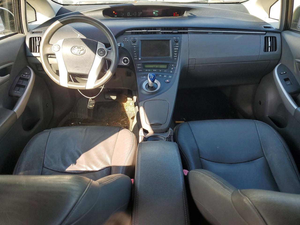 2010 TOYOTA PRIUS