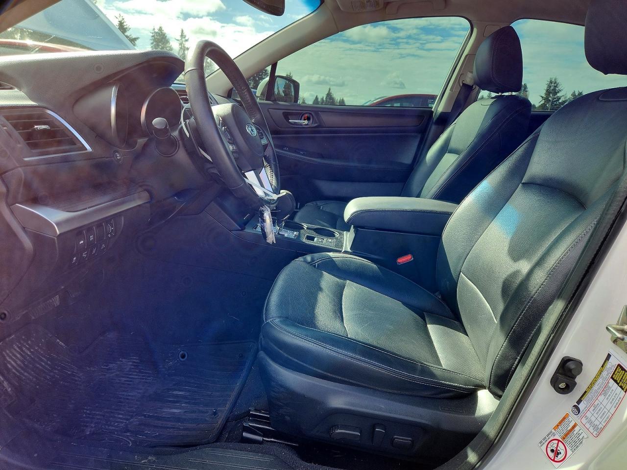 2016 SUBARU Legacy