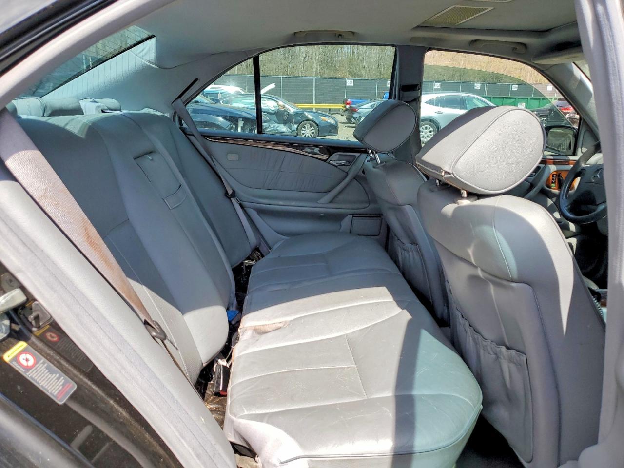 2001 MERCEDES-BENZ E-Class