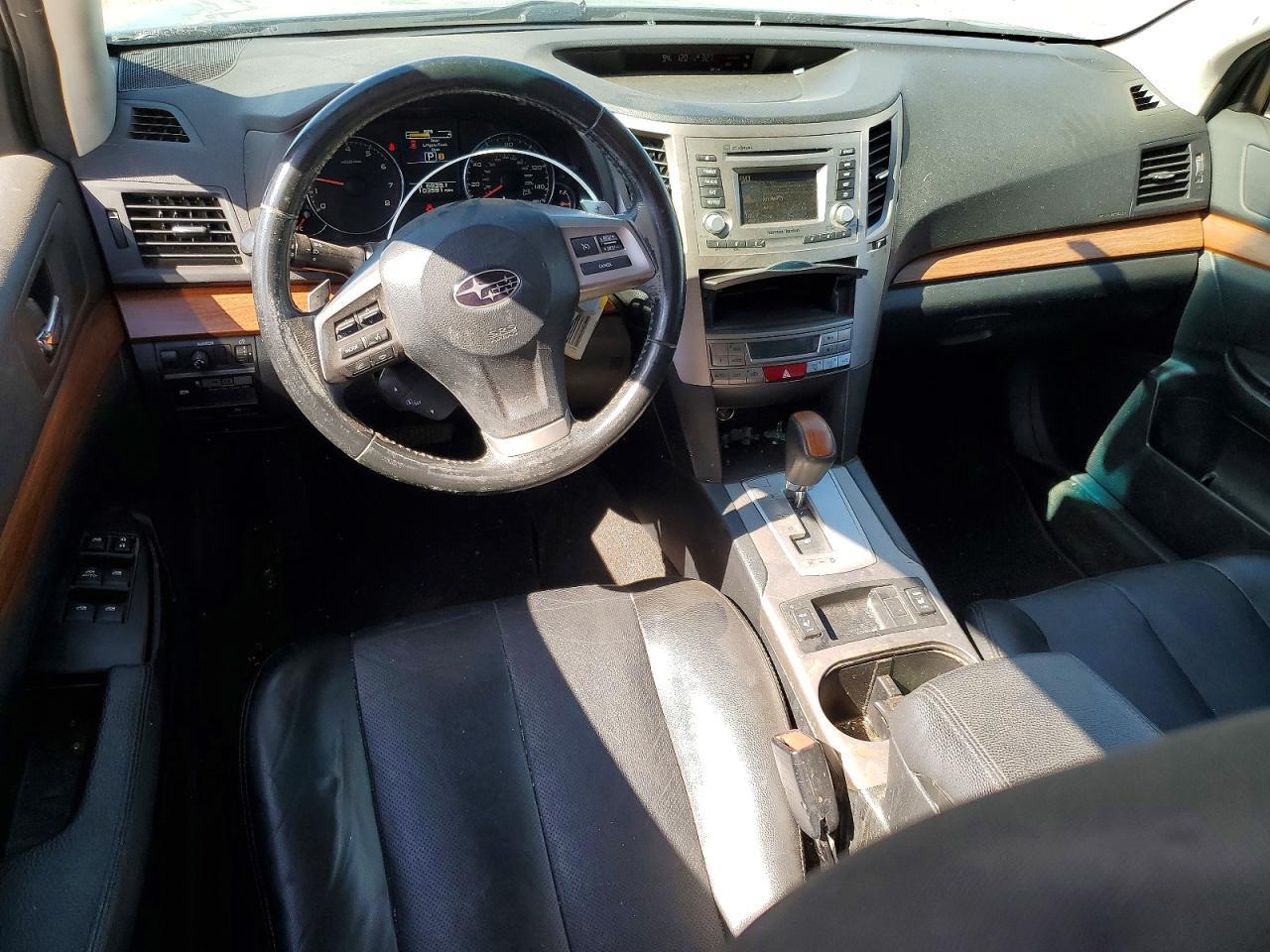 2013 SUBARU Outback