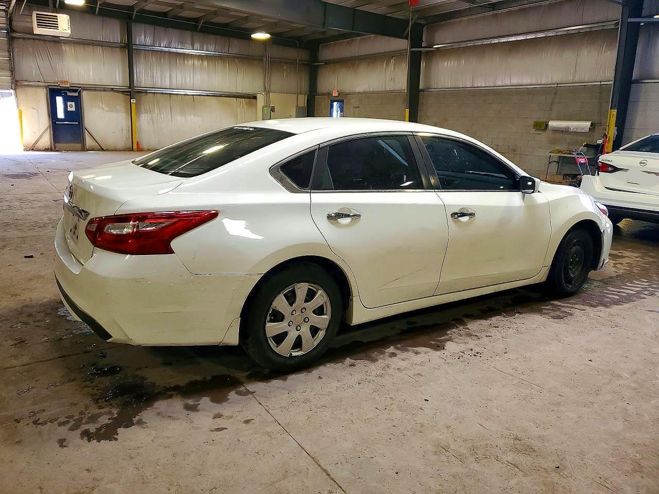 2017 NISSAN ALTIMA