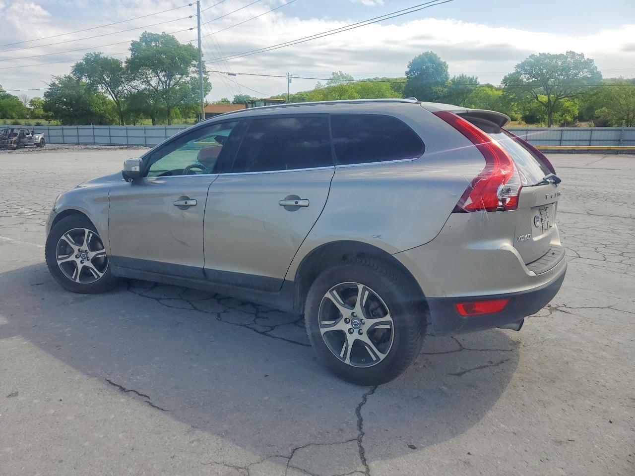2013 VOLVO XC60