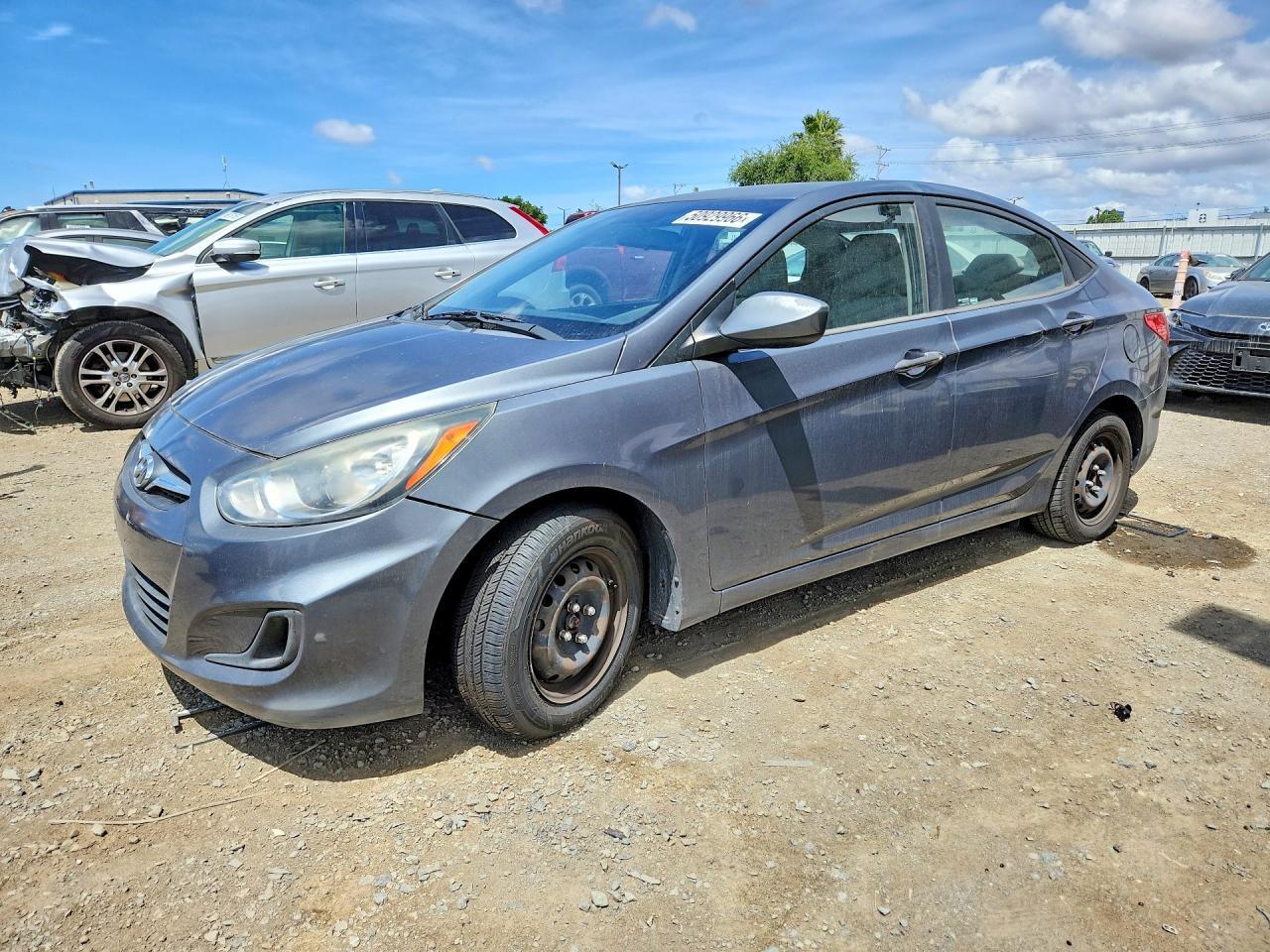 2012 HYUNDAI ACCENT