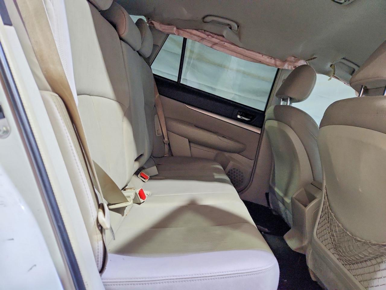2014 SUBARU Outback