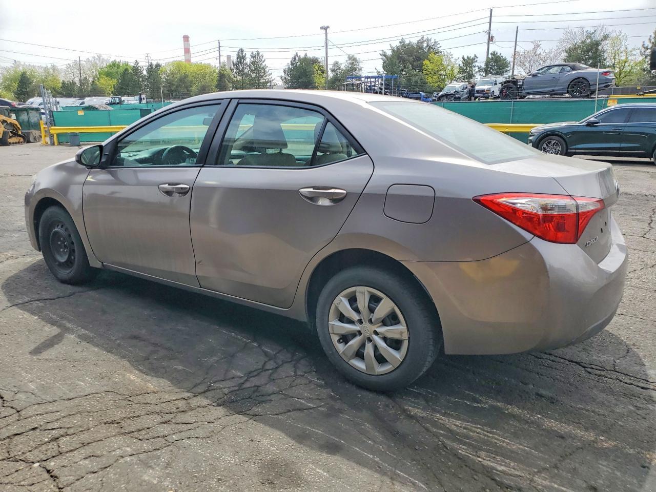 2015 TOYOTA COROLLA