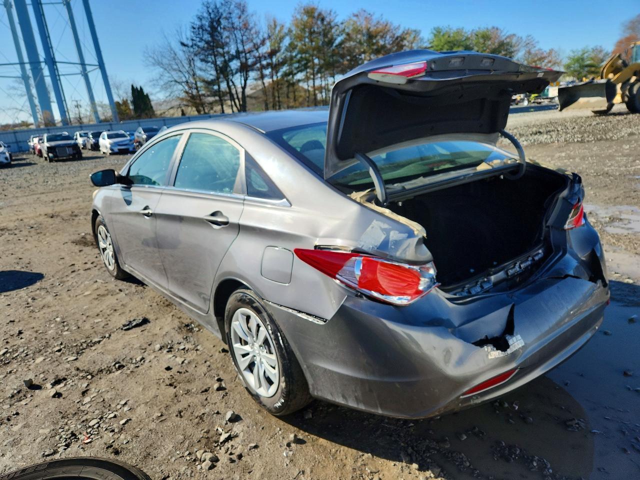 2011 HYUNDAI SONATA