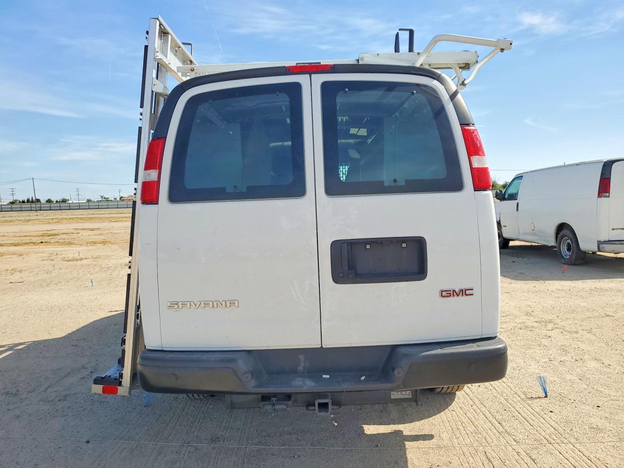 2023 GMC Savana