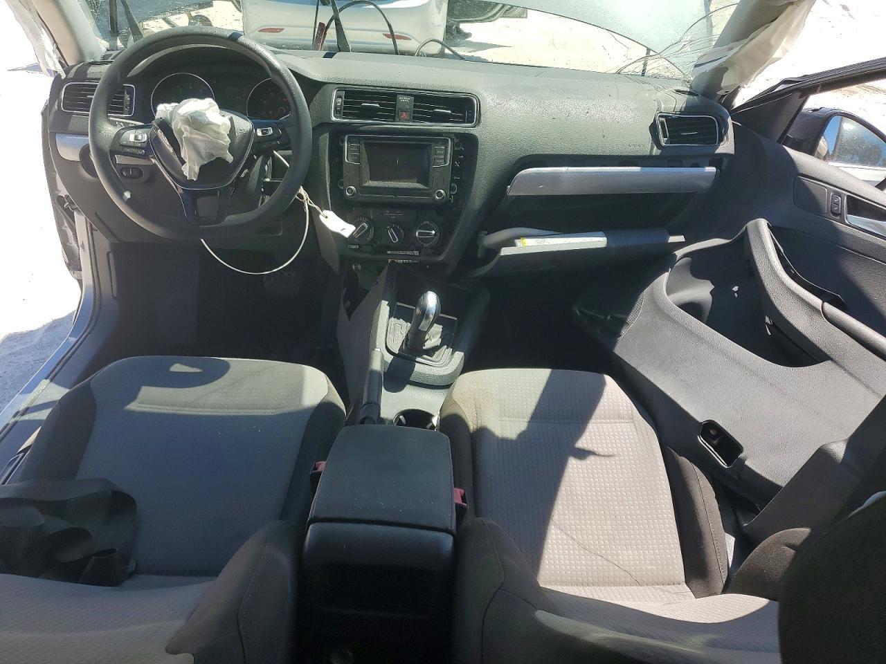 2017 VOLKSWAGEN JETTA