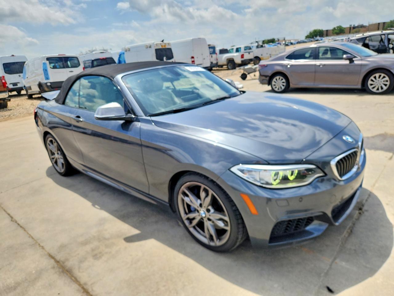 2015 BMW M235i