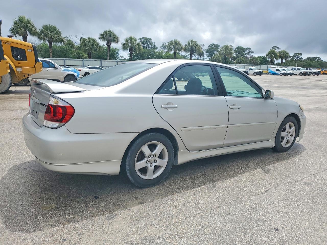 2005 TOYOTA CAMRY