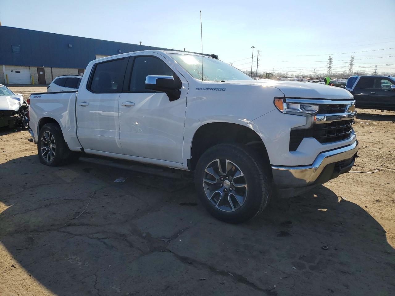 2024 CHEVROLET Silverado