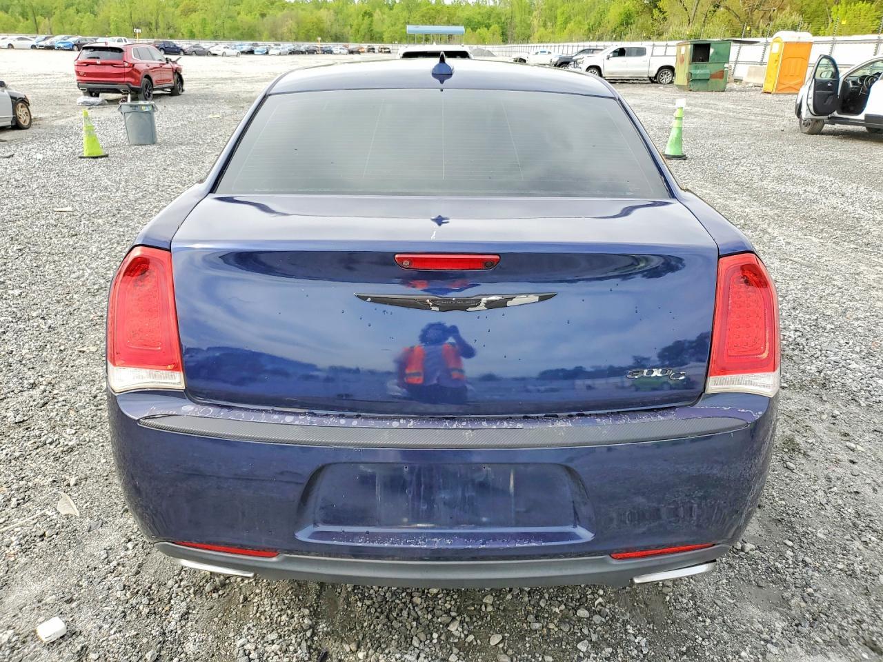 2015 CHRYSLER 300