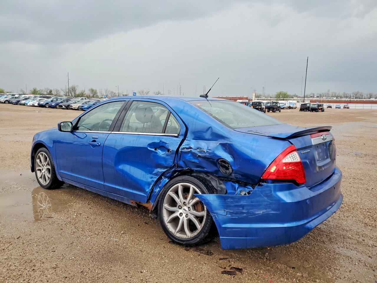 2011 FORD FUSION