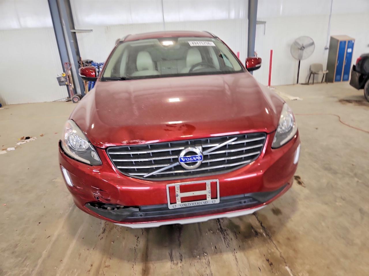 2016 VOLVO XC60