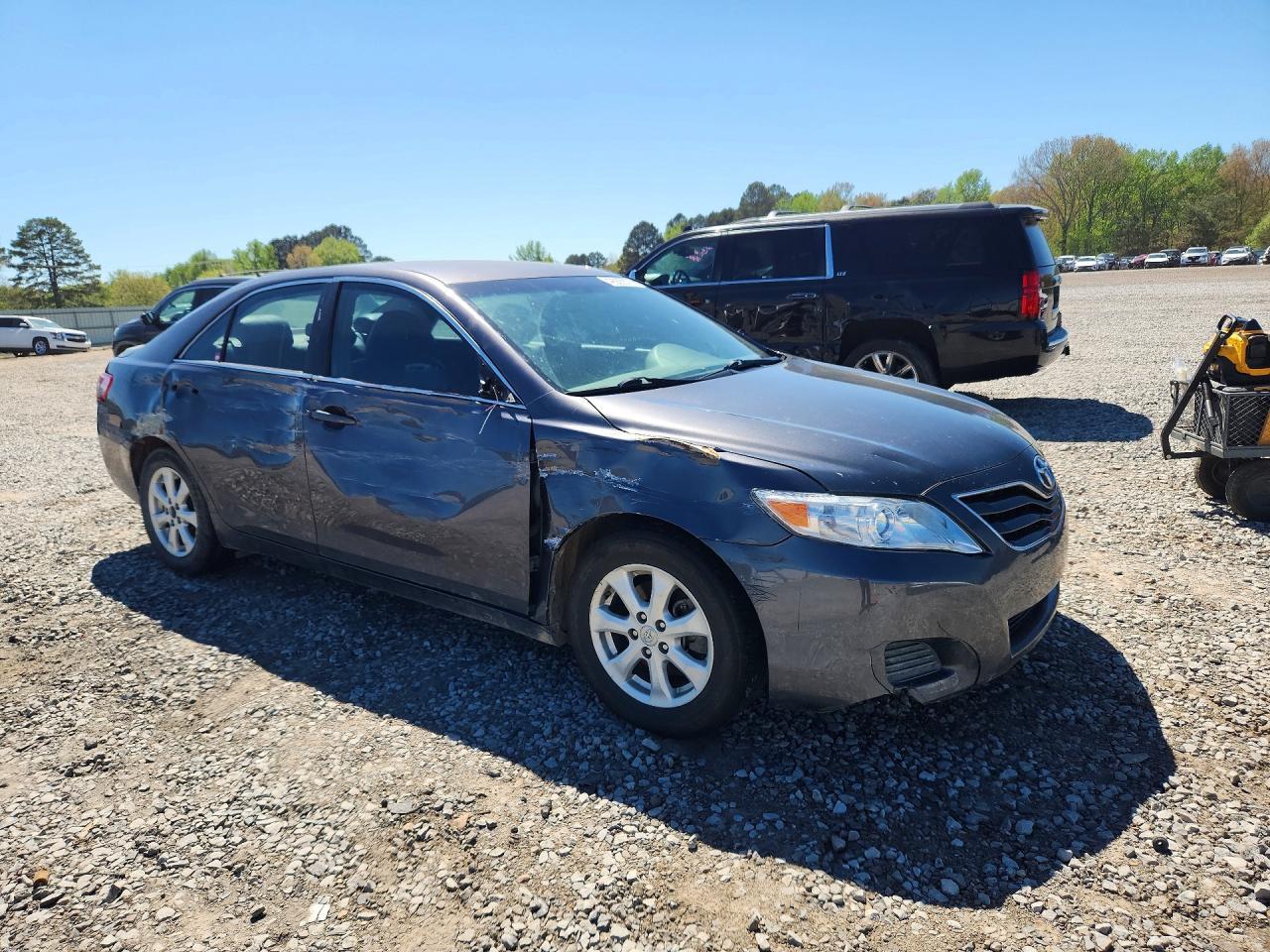 2011 TOYOTA CAMRY
