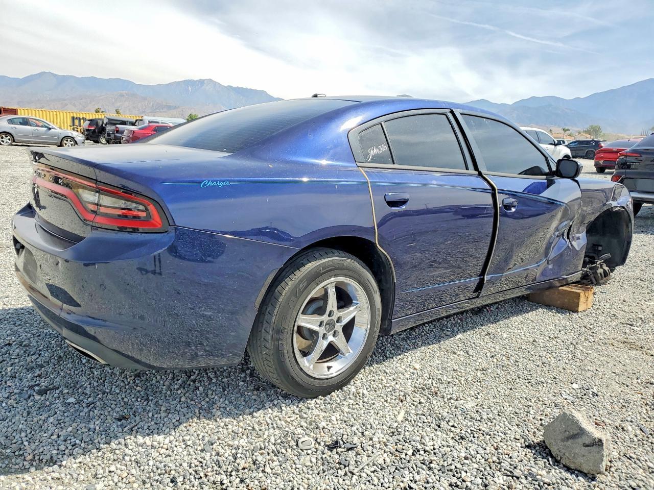 2015 DODGE CHARGER