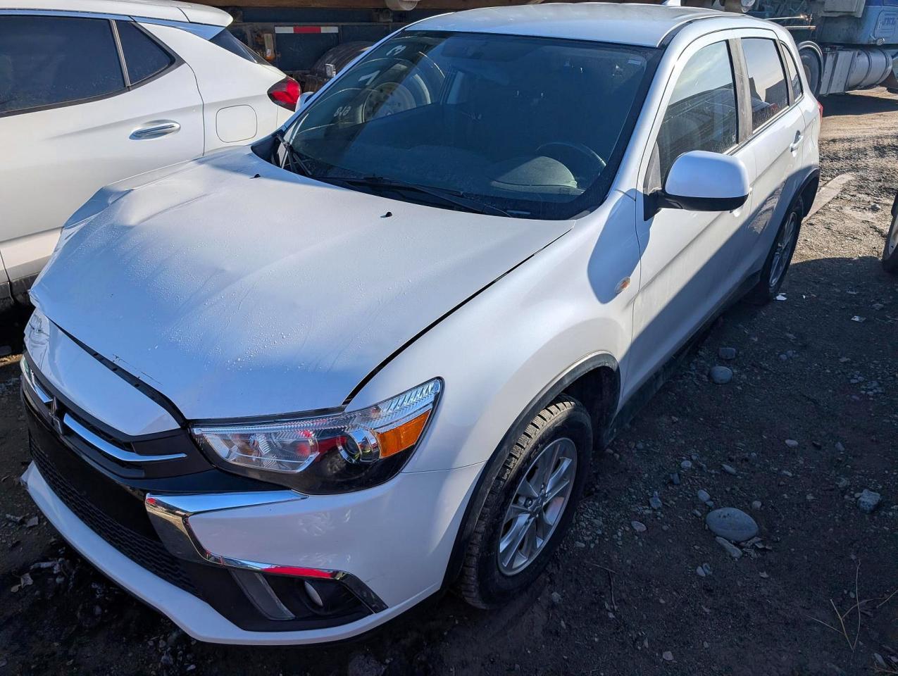 2019 MITSUBISHI RVR