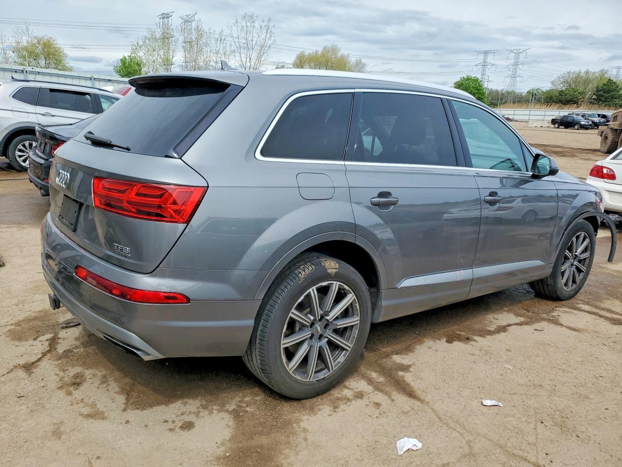 2018 AUDI Q7