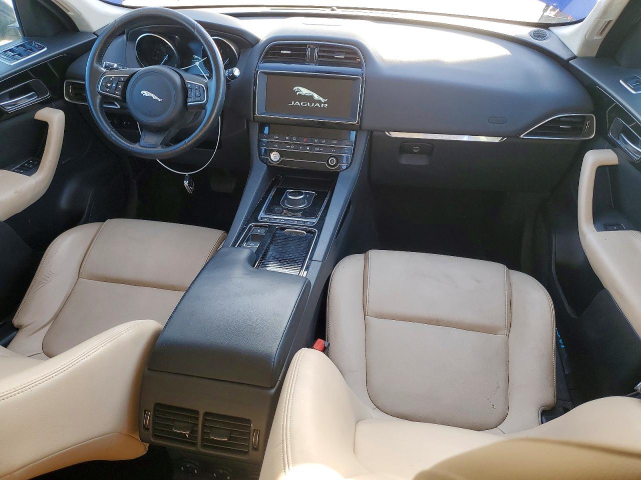 2020 JAGUAR F-Pace