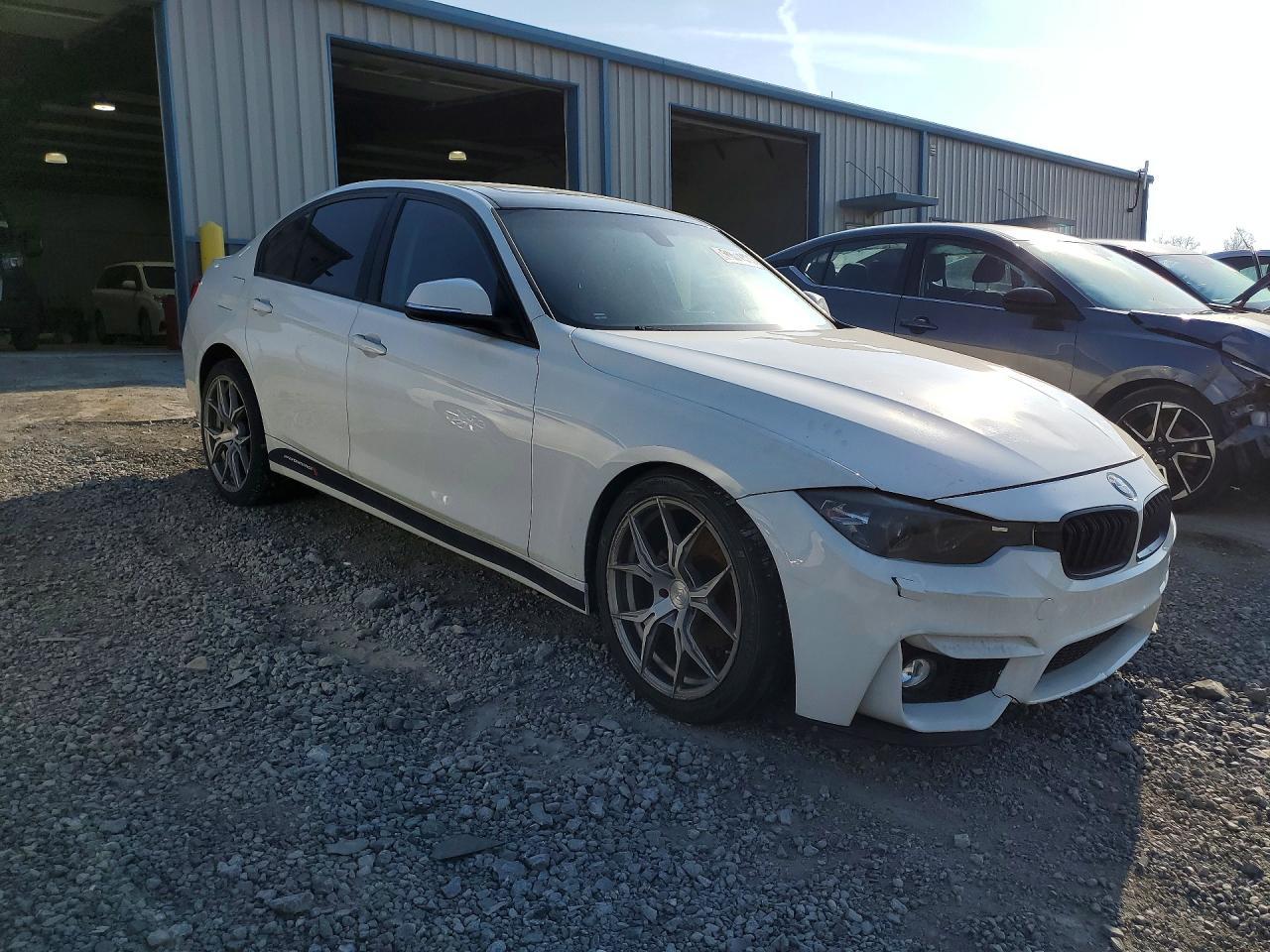 2013 BMW 3 SERIES