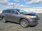 2015 TOYOTA HIGHLANDER