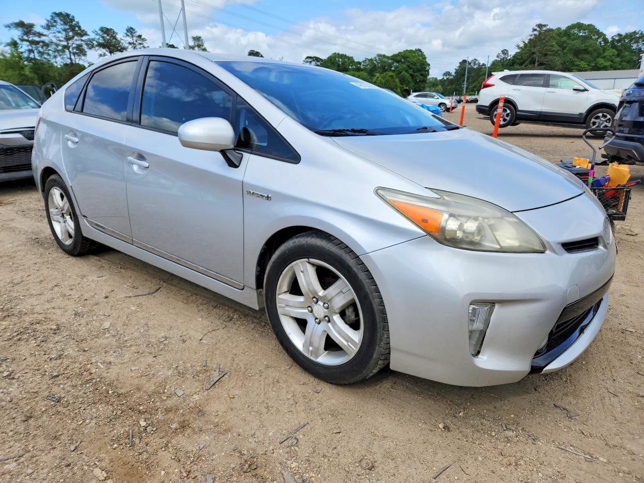 2013 TOYOTA PRIUS