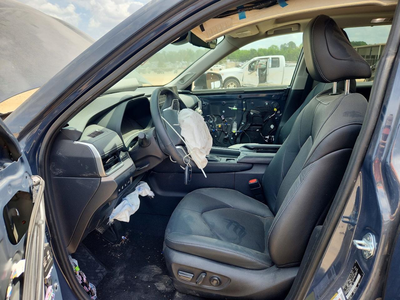 2025 TOYOTA HIGHLANDER