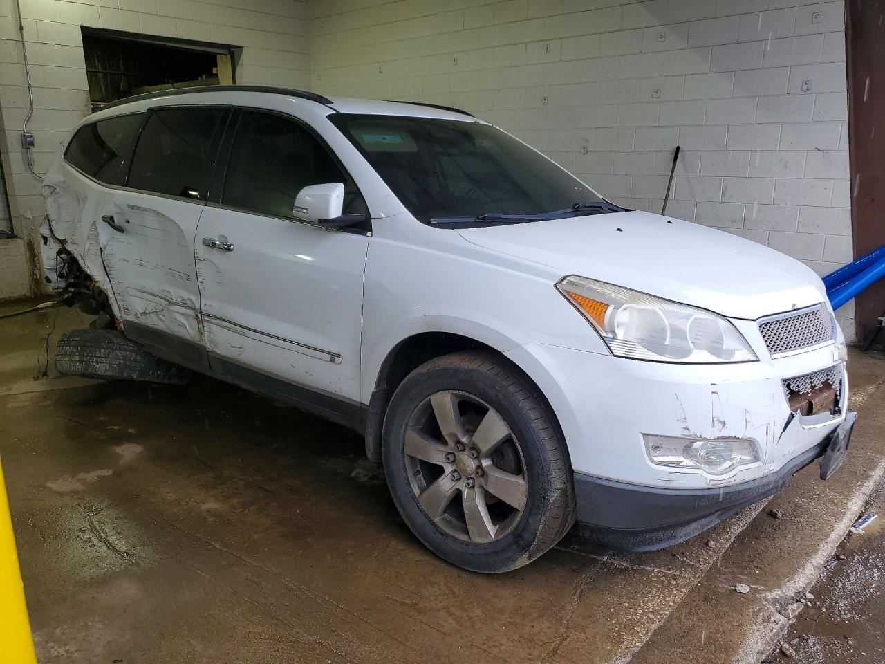 2010 CHEVROLET TRAVERSE