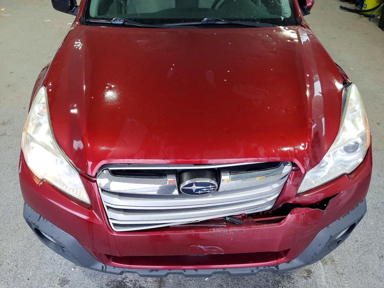 2013 SUBARU Outback