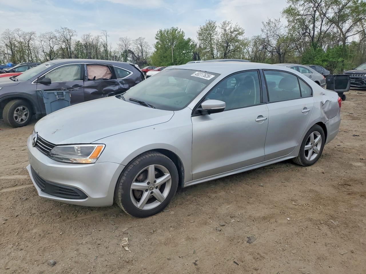 2012 VOLKSWAGEN JETTA
