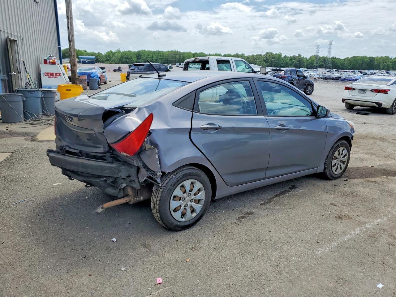 2016 HYUNDAI ACCENT