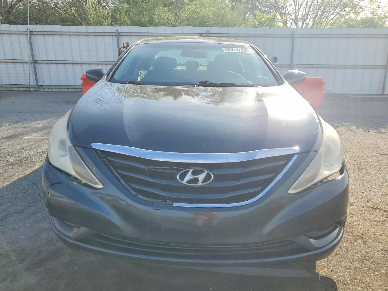 2011 HYUNDAI SONATA