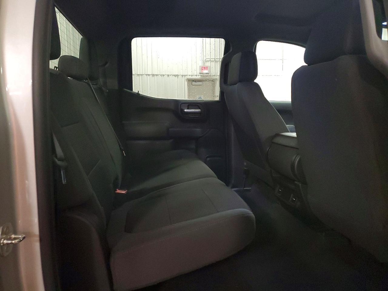 2021 CHEVROLET Silverado