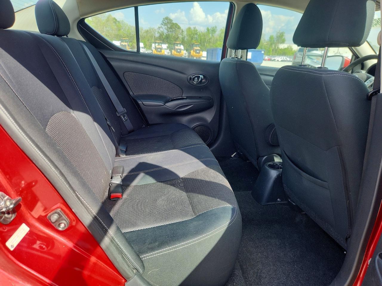 2016 NISSAN VERSA