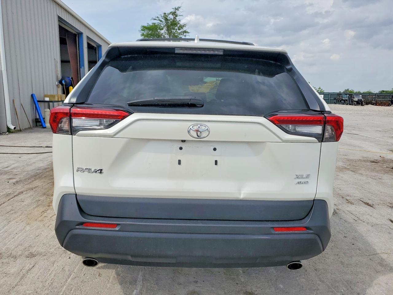 2022 TOYOTA RAV4