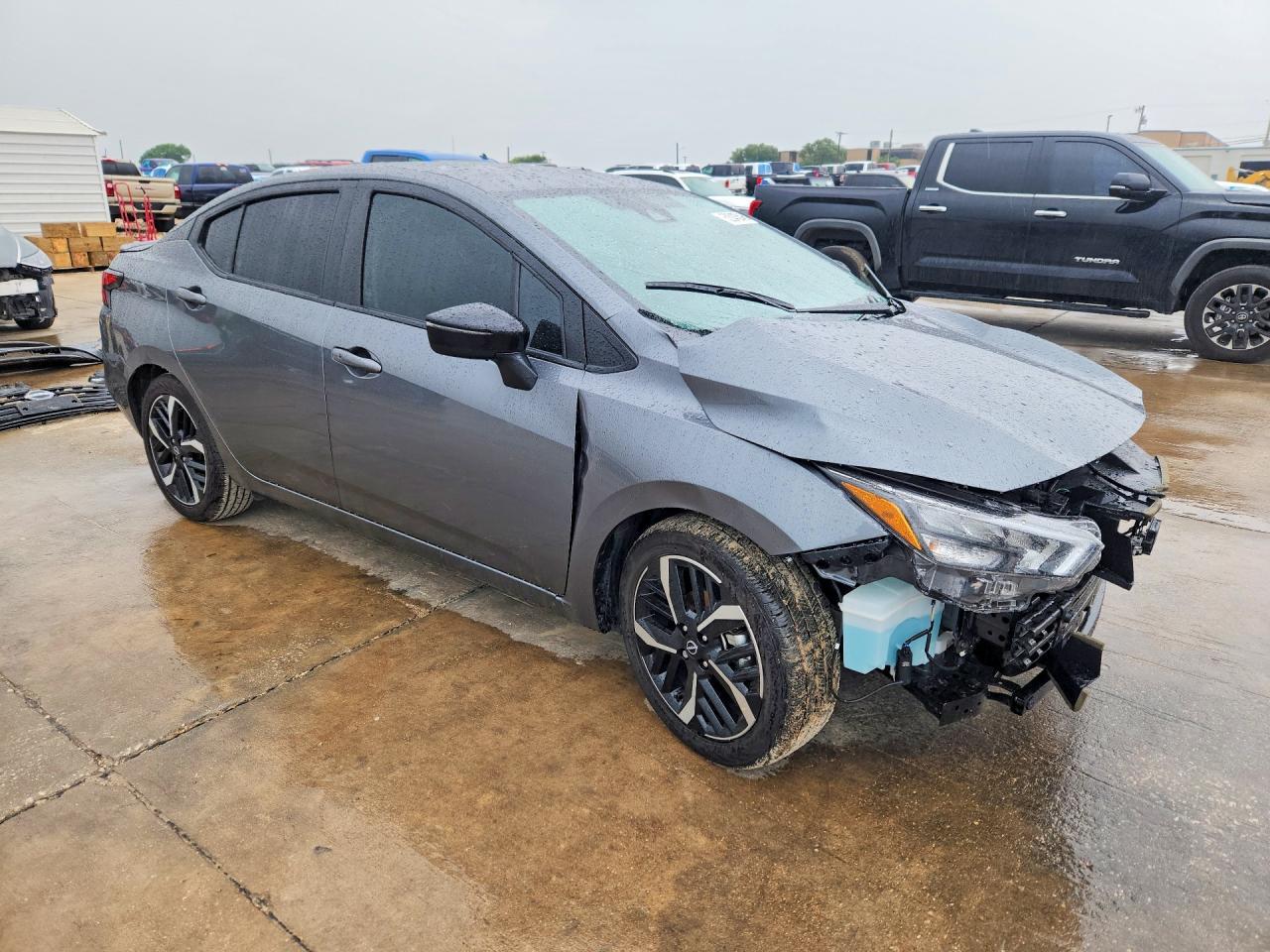 2025 NISSAN VERSA