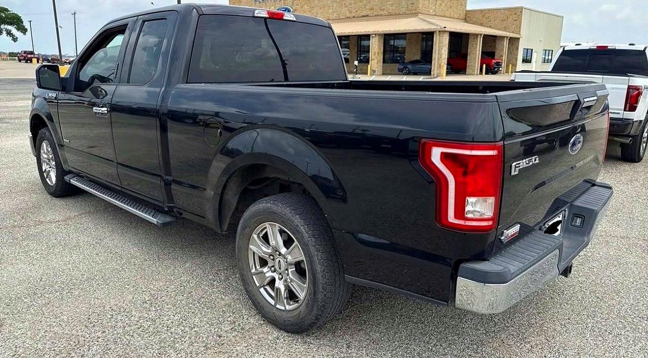2015 FORD F-150