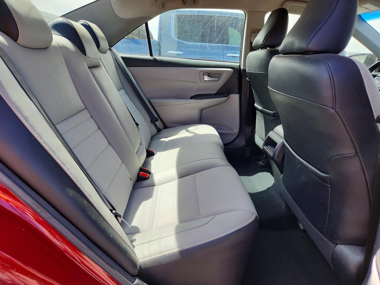 2017 TOYOTA CAMRY