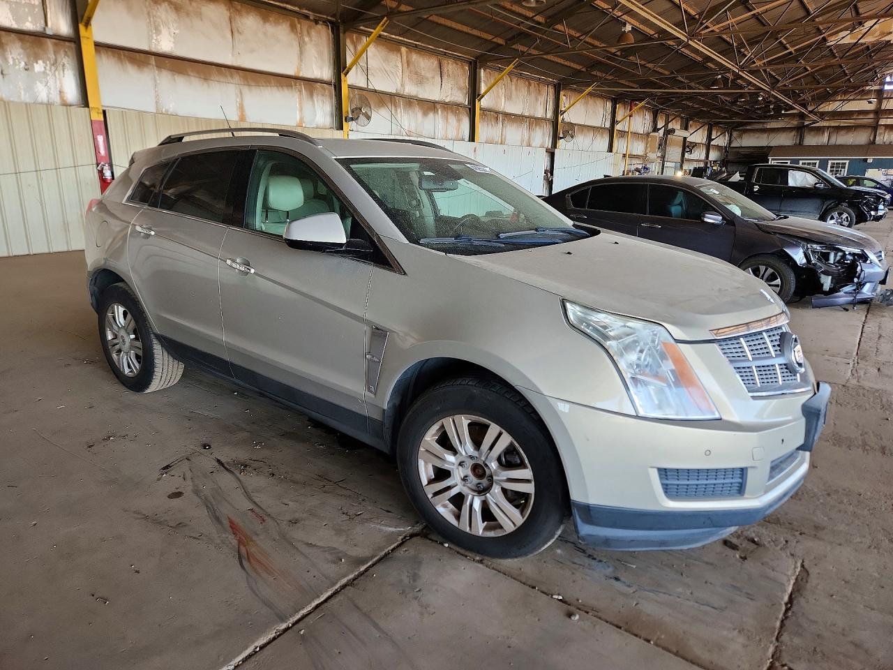 2011 CADILLAC SRX